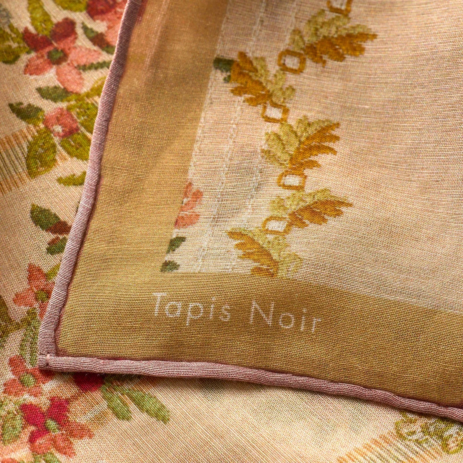 Tapis Noir Handkerchief Pastel Stripe